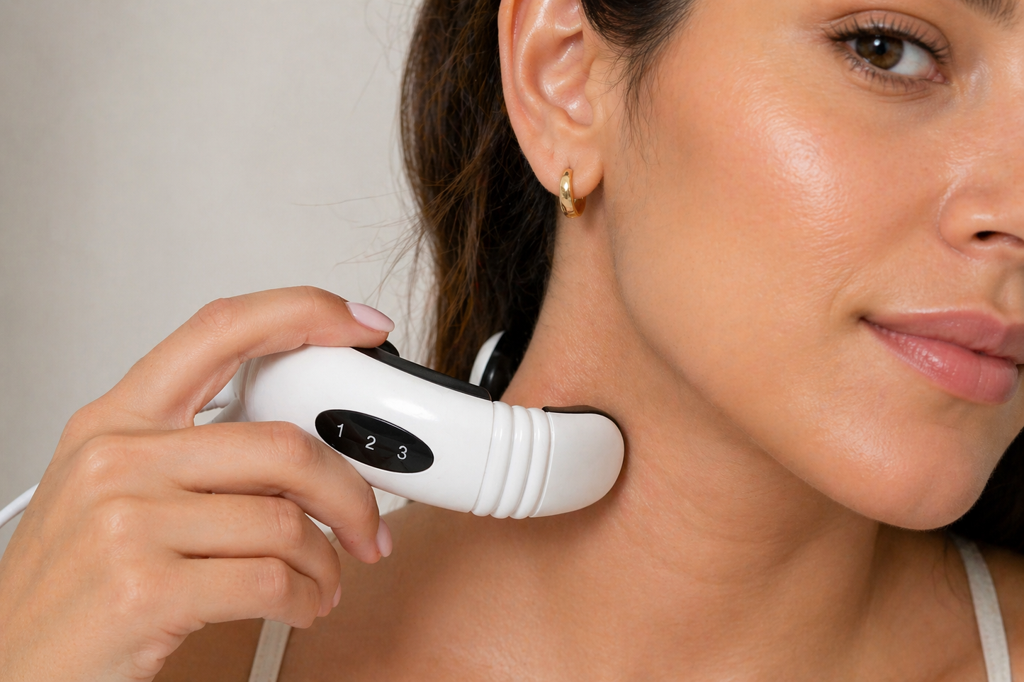 Masajeador de cuello y espalda electromagnético